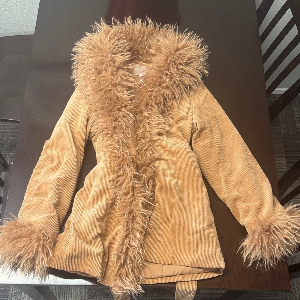 Love tree Faux Fur Trim Corduroy Jacket